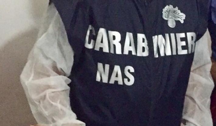 Blitz negli stabilimenti balneari, 1 su 3 irregolare