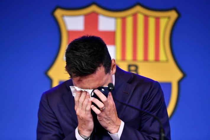 L'addio di Messi al Barcellona: "Volevo restare, tutto questo &egrave; difficile". Psg? "Stiamo parlando, nulla di chiuso"