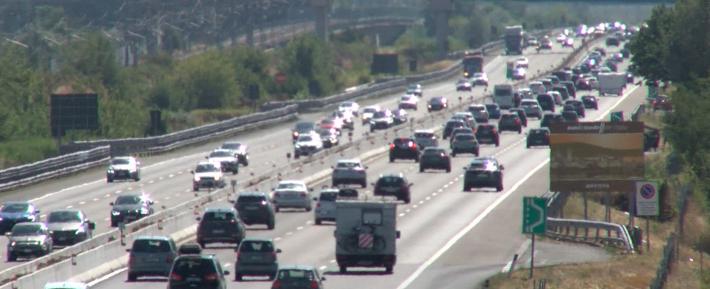 Incidente in A1, almeno 24 feriti tra cui un bambino