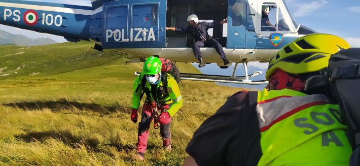 Lagoni: nuovo sopralluogo con l'elicottero, nessuna traccia dell'escursionista disperso 