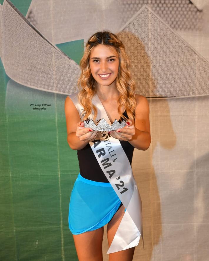 La pi&ugrave; bella &egrave; Eleonora, studentessa che sogna il set