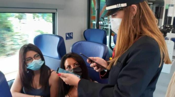 Domeniche di rientro dalla riviera romagnola: pi&ugrave; treni e linee prolungate