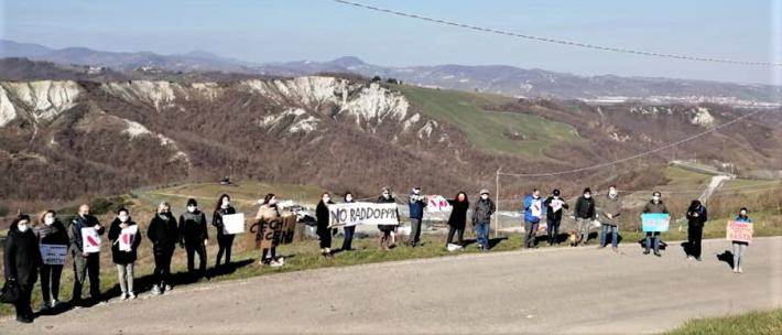 Sopralluogo a Monte Ardone. Il comitato: &laquo;Non lasciatevi abbagliare&raquo;