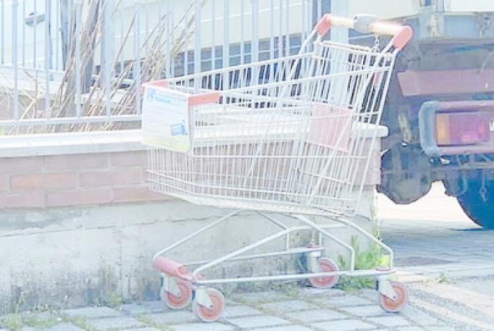 Monticelli, notte pazza con i carrelli