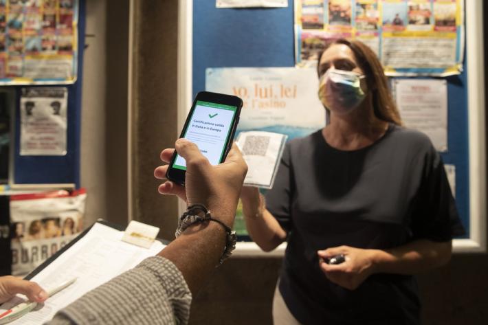 Green pass, cosa cambia da mercoled&igrave;