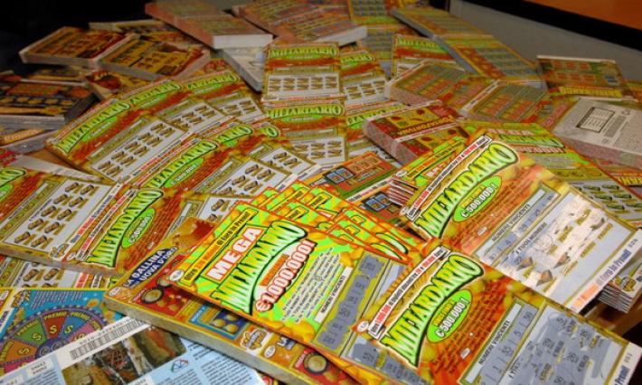 Ruba gratta e vinci da 500mila euro, tabaccaio bloccato a Fiumicino: aveva un biglietto per Fuerteventura