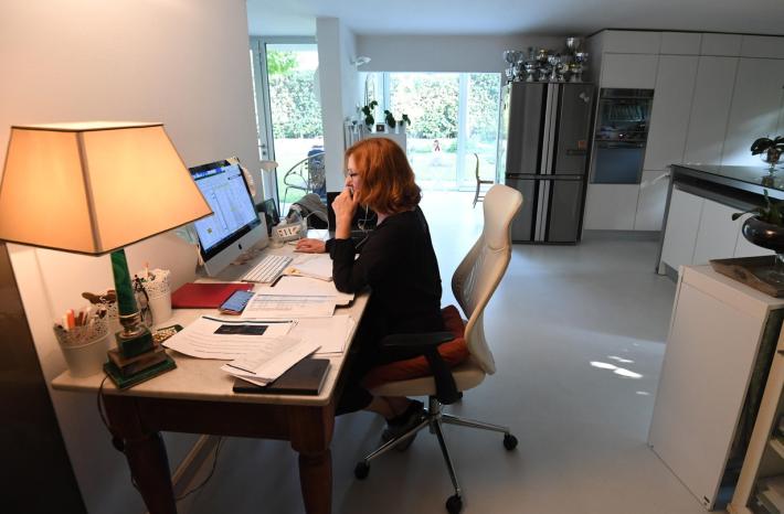 Pubblica amministrazione, uno su tre lavora ancora in smart working