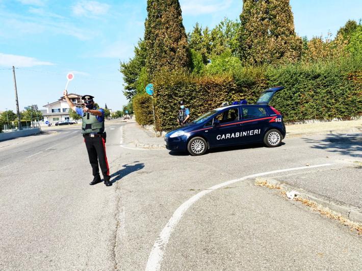 Tunisino denunciato per tentata rapina