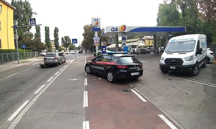 Nigeriano prende a bastonate un connazionale e lo rapina: denunciato