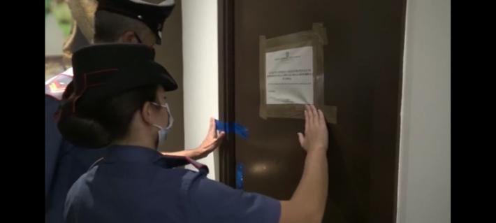 Il centro estetico nascondeva un giro di prostitute brasiliane: arrestate due donne