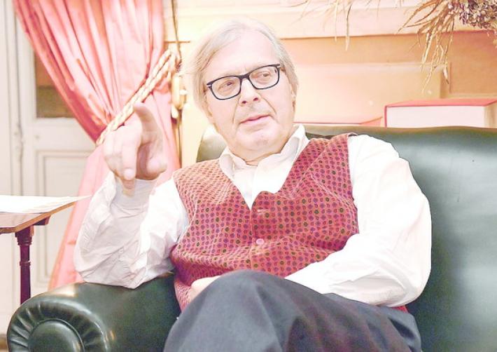 Sgarbi attacca il Verdi transgender: &laquo;E' blasfemo&raquo;