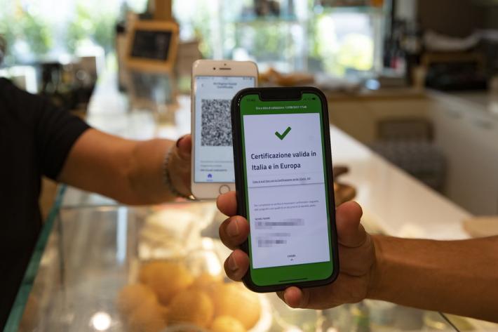 Nelle pmi, lavoratori senza Green pass sostituiti fino a 20 giorni