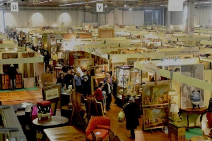 Dal vintage alle firme, design in vetrina a Mercanteinfiera