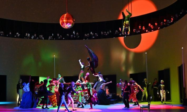 La &ldquo;prima&rdquo; del &laquo;Ballo&raquo;: applausi e un battibecco