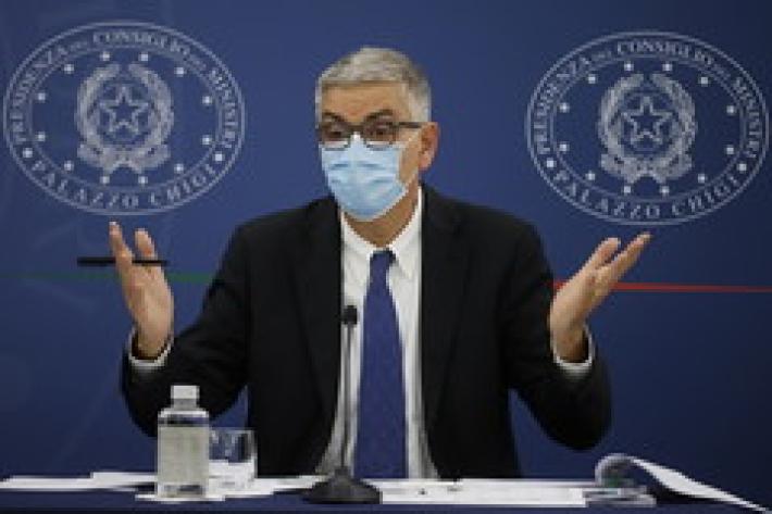 Il Cts aumenta la capienza degli stadi al 75% (50% per i  palazzetti). Teatri e cinema all'80%