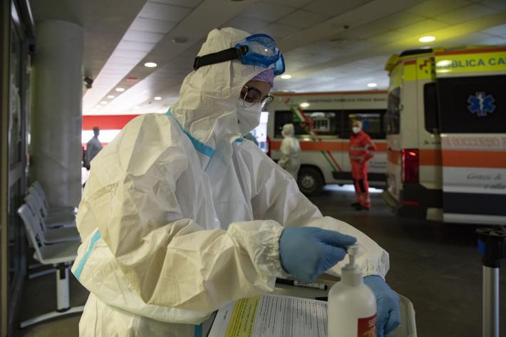 77 ricoverati, l'80% non vaccinati