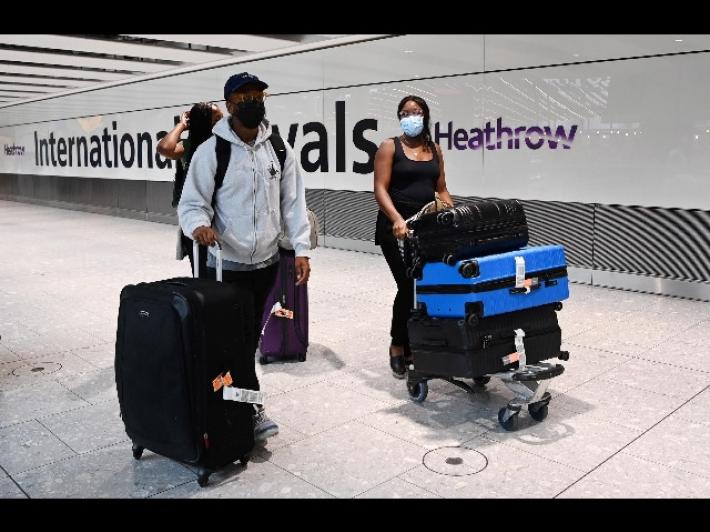 Gran Bretagna, da oggi obbligo di passaporto per chi arriva dall'Unione Europea