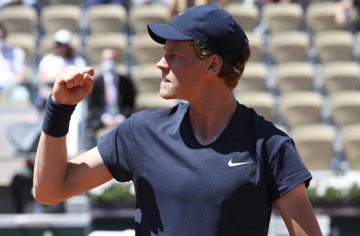 Sinner batte Monfils e vince a Sofia il suo quarto titolo