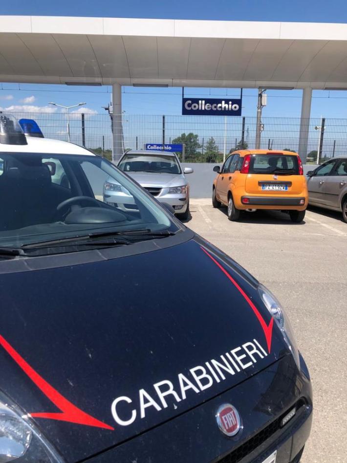 Baby gang in azione al luna park per derubare dei 13enni: denunciati per rapina 5 minorenni "terribili"