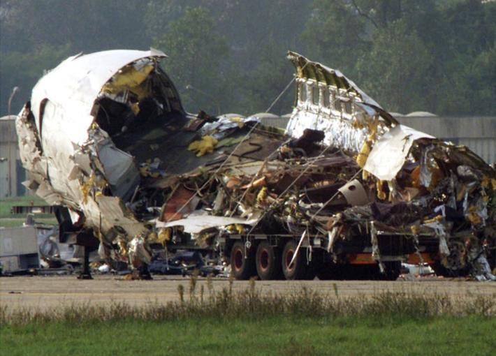 20 anni fa la strage di Linate: il ricordo di Andrea, Mario e Peppino e delle altre vittime