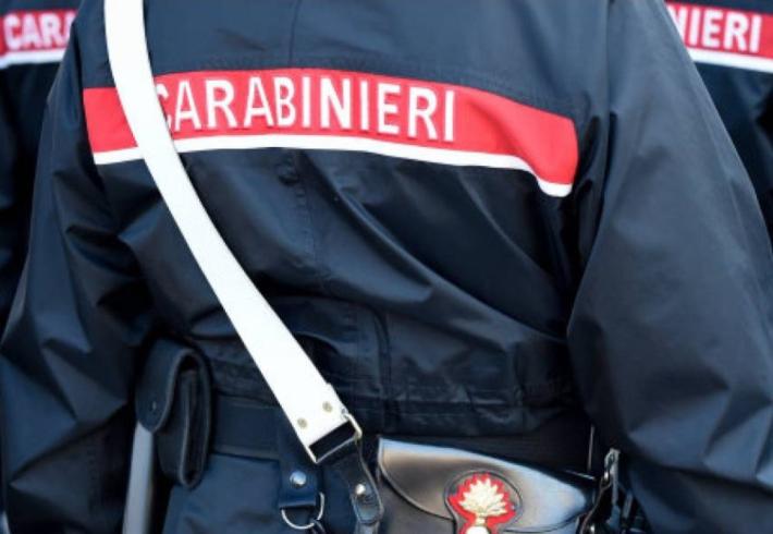 I Ris analizzano le mascherine lasciate in auto e incastrano uno dei ladri di gioielli: &egrave; residente a Parma