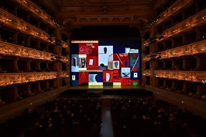 Teatro Regio, inaugurato il nuovo sipario realizzato con il sostegno di Reggio Parma Festival