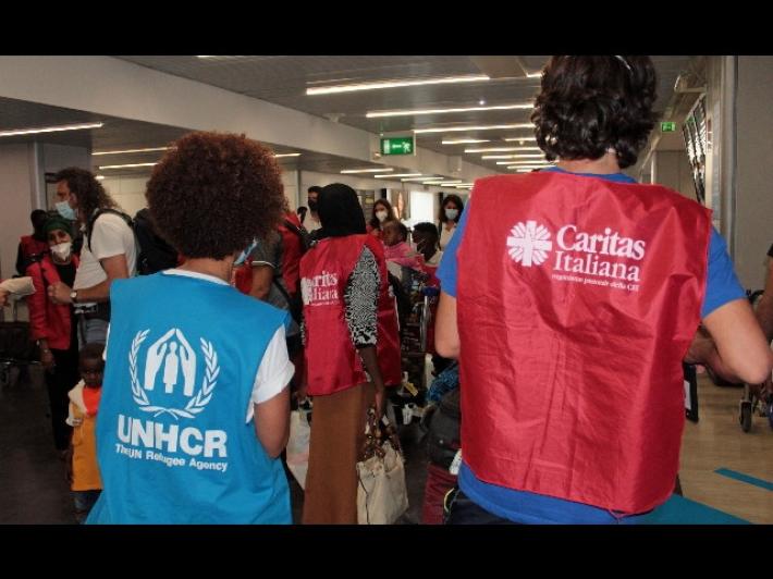 Caritas: nel 2020 aiutate 2 milioni di persone. L'ombra della povert&agrave; sulle perle del turismo