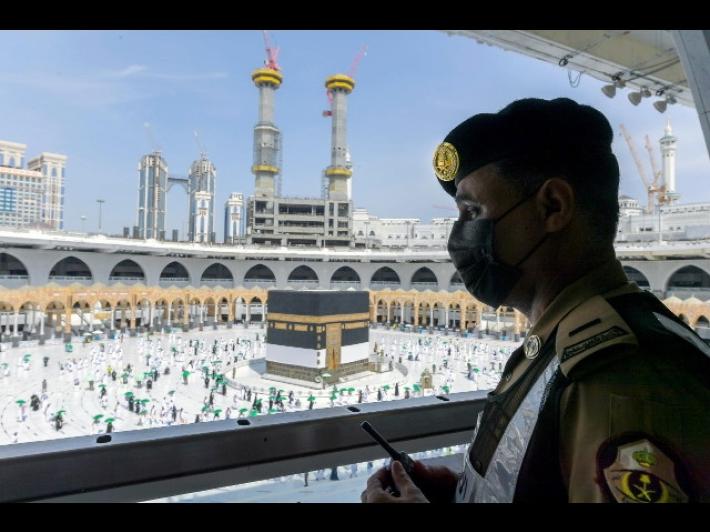 Arabia Saudita, condannata a 45 anni di carcere per i suoi post sui social