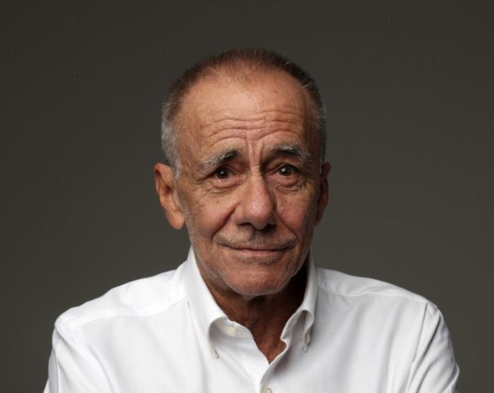 Vecchioni &laquo;Con le parole mi diverto, anche in tiv&ugrave;&raquo;