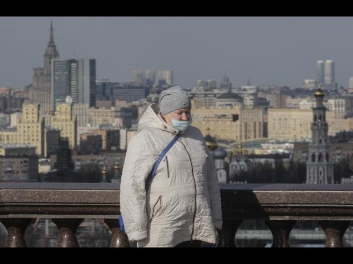 Russia, 1.028 morti di Covid, nuovo record da inizio epidemia
