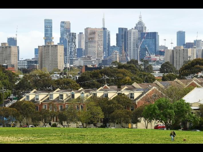 A Melbourne finisce il lockdown pi&ugrave; lungo del mondo: 262 giorni