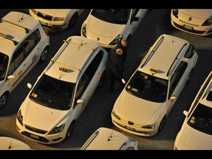 Sindacati dei tassisti, domani sciopero nazionale dalle 8 alle 22