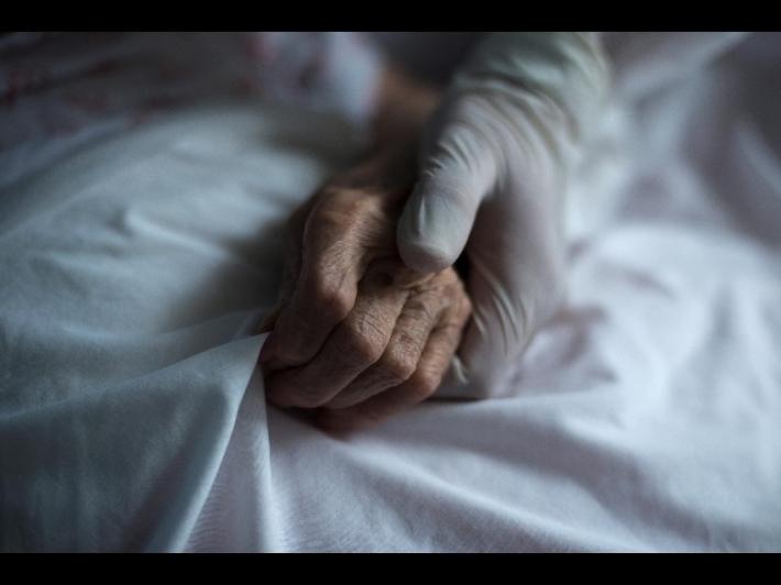 Sos infermieri per Rsa nel Reggiano e nel Parmense: Coopselios li cerca anche all'estero