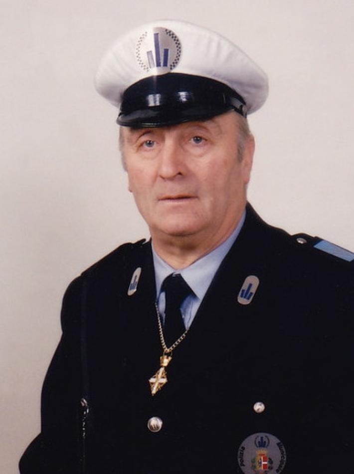 Fidenza piange Giovanni Pioli, vigile in mezzo alla gente per 40 anni