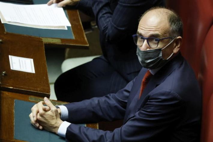 Governo, Letta "No alle elezioni anticipate, tenere la barra dritta"