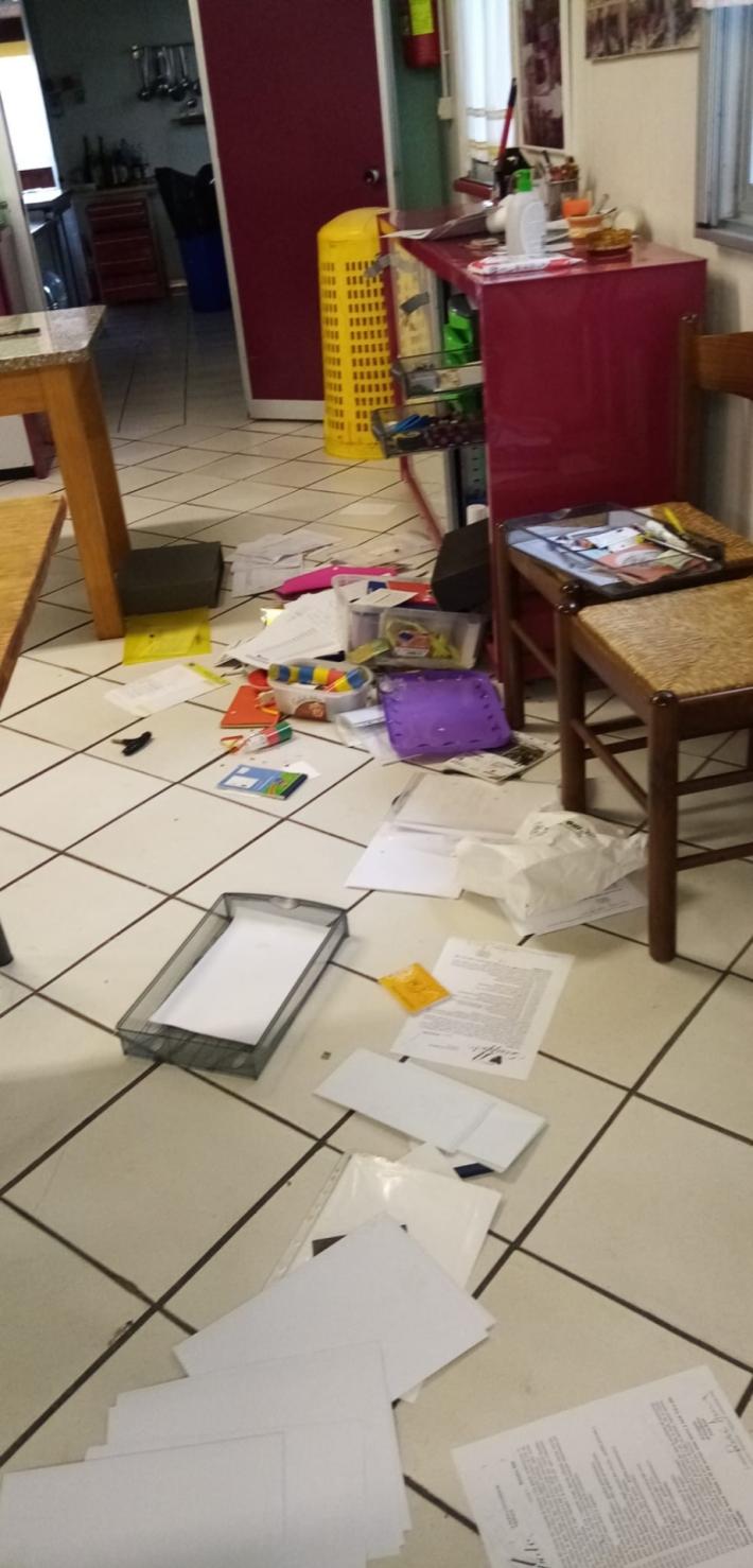 Ladri vandali al circolo &laquo;Il Grappolo&raquo;: tanti danni per pochi euro