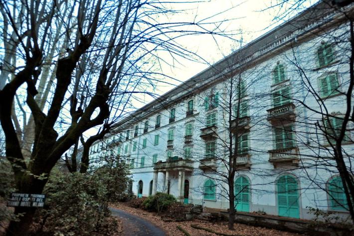 Fumata bianca per il Grand Hotel Et De Milan: venduto per 665 mila euro