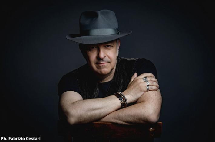 Davide Van De Sfroos con il nuovo album "Maader Folk" a Mangiamusica