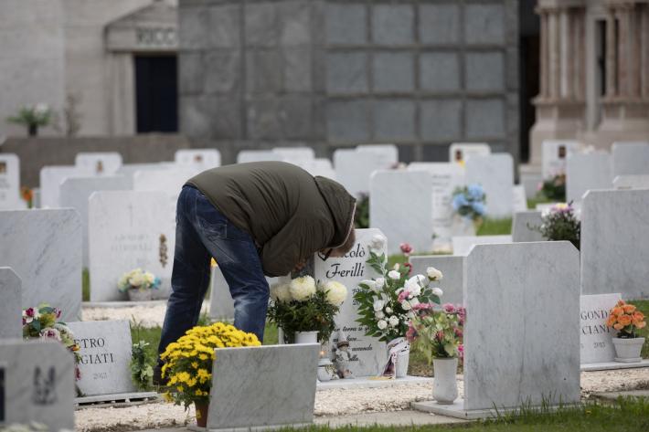 Commemorazione dei defunti, misure straordinarie fino a marted&igrave; 2 novembre