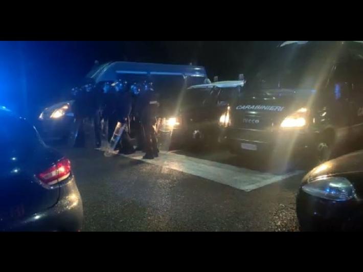 Maxi rave party, migliaia di giovani alle porte di Torino