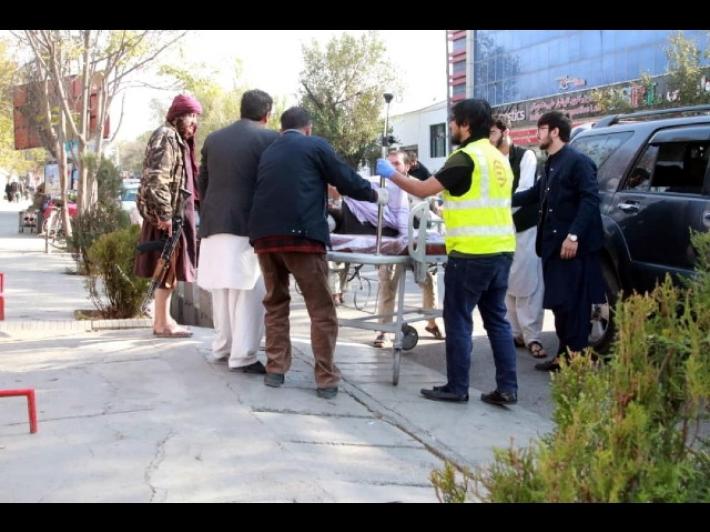 Attentato a Kabul, 19 morti e 50 feriti