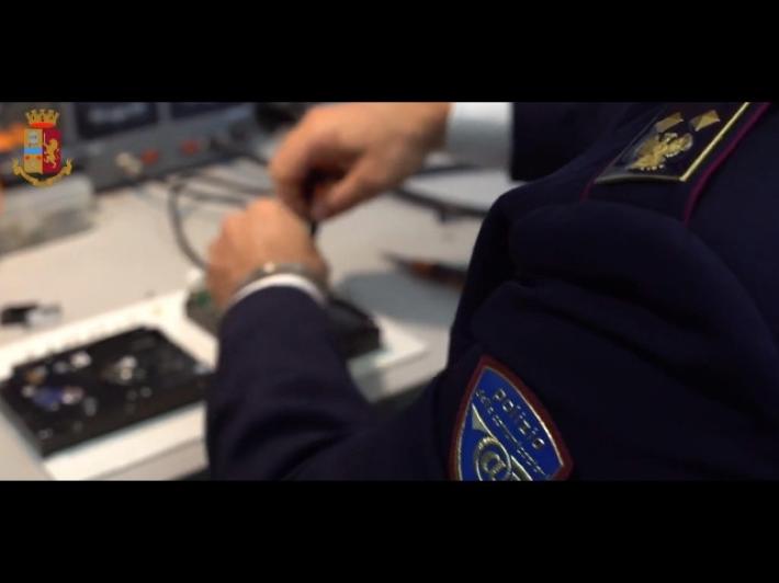 Modella no vax cerca in rete falso green pass, truffata