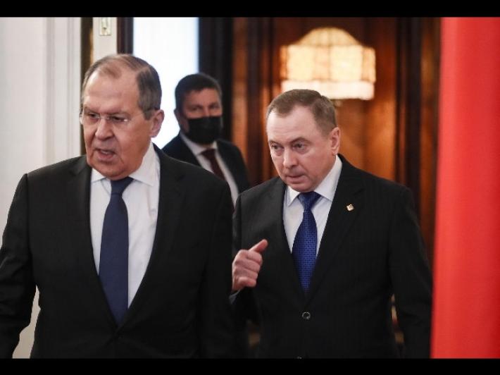 Ministro Minsk a Mosca, 'auspichiamo reazione congiunta'