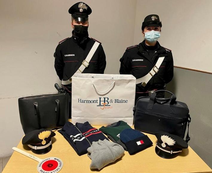 In trasferta da Genova per rubare al Fidenza Village:  arrestati tre ecuadoregni