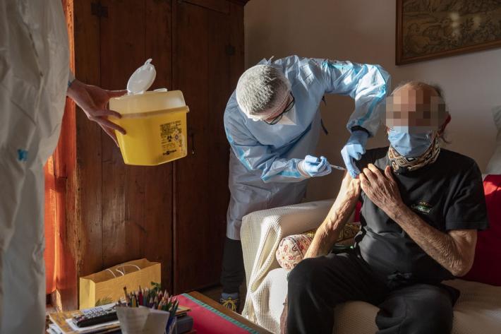Terze dosi a domicilio, in campo i medici di base