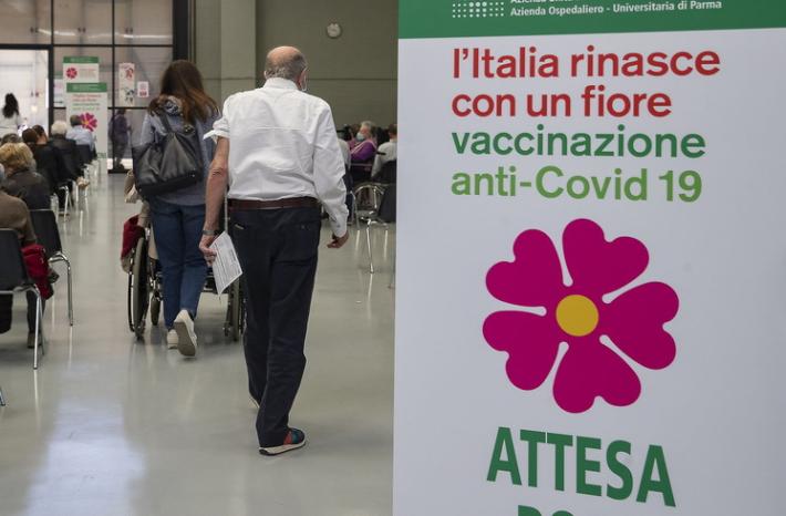 Hub via Mantova, superate le centomila dosi