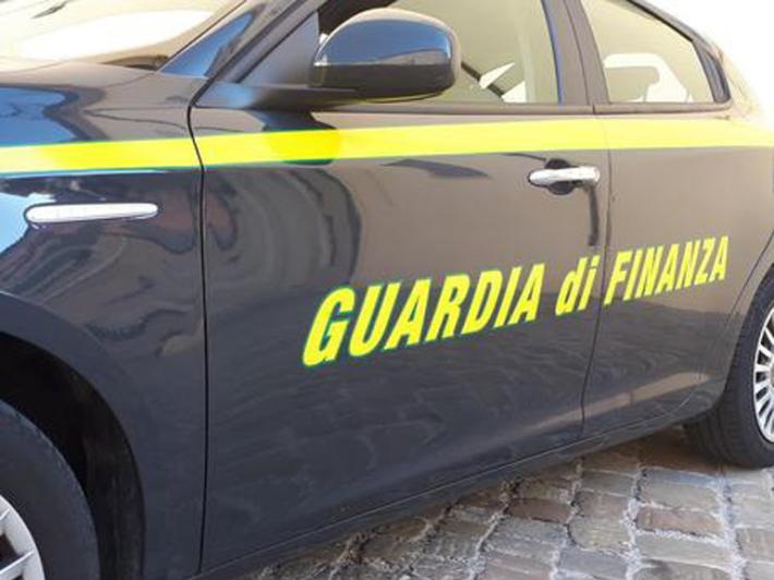 Fatture false e societ&agrave; "cartiere", sequestro da 9,5 milioni. Imprenditore parmense ai domiciliari