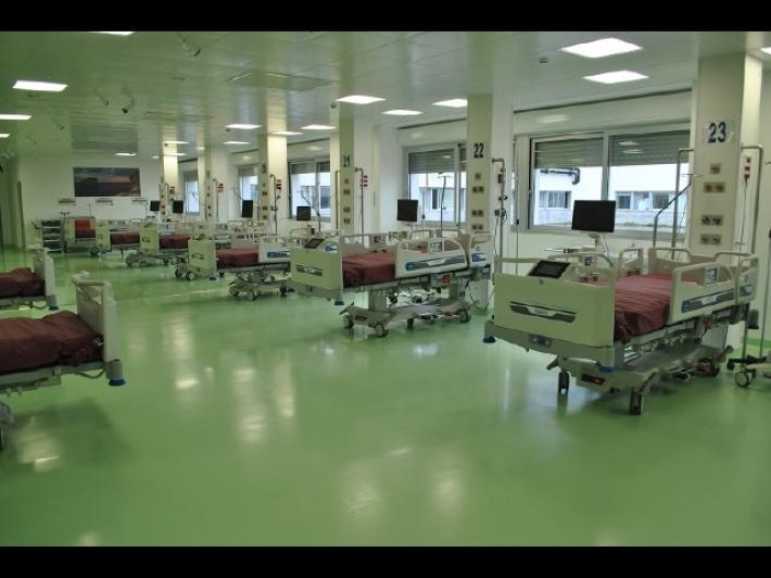 Bonaccini: "Emilia Romagna a rischio zona gialla (per i ricoveri no-vax)" 