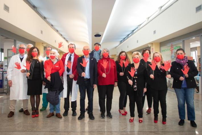 L'ospedale Maggiore partecipa alla giornata per l'eliminazione della violenza contro le donne