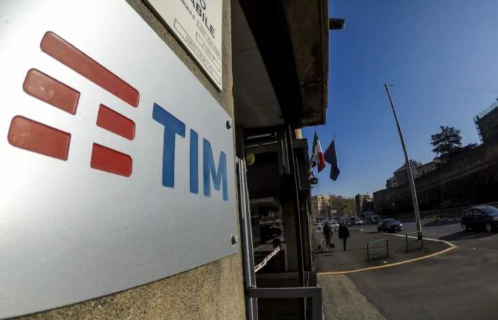 Tim, problemi alla rete in tutta Italia. Internet a singhiozzo